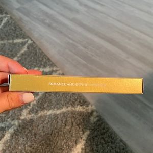 BRAND NEW LISA ELDRIDGE “RIBBON” LIP LINER